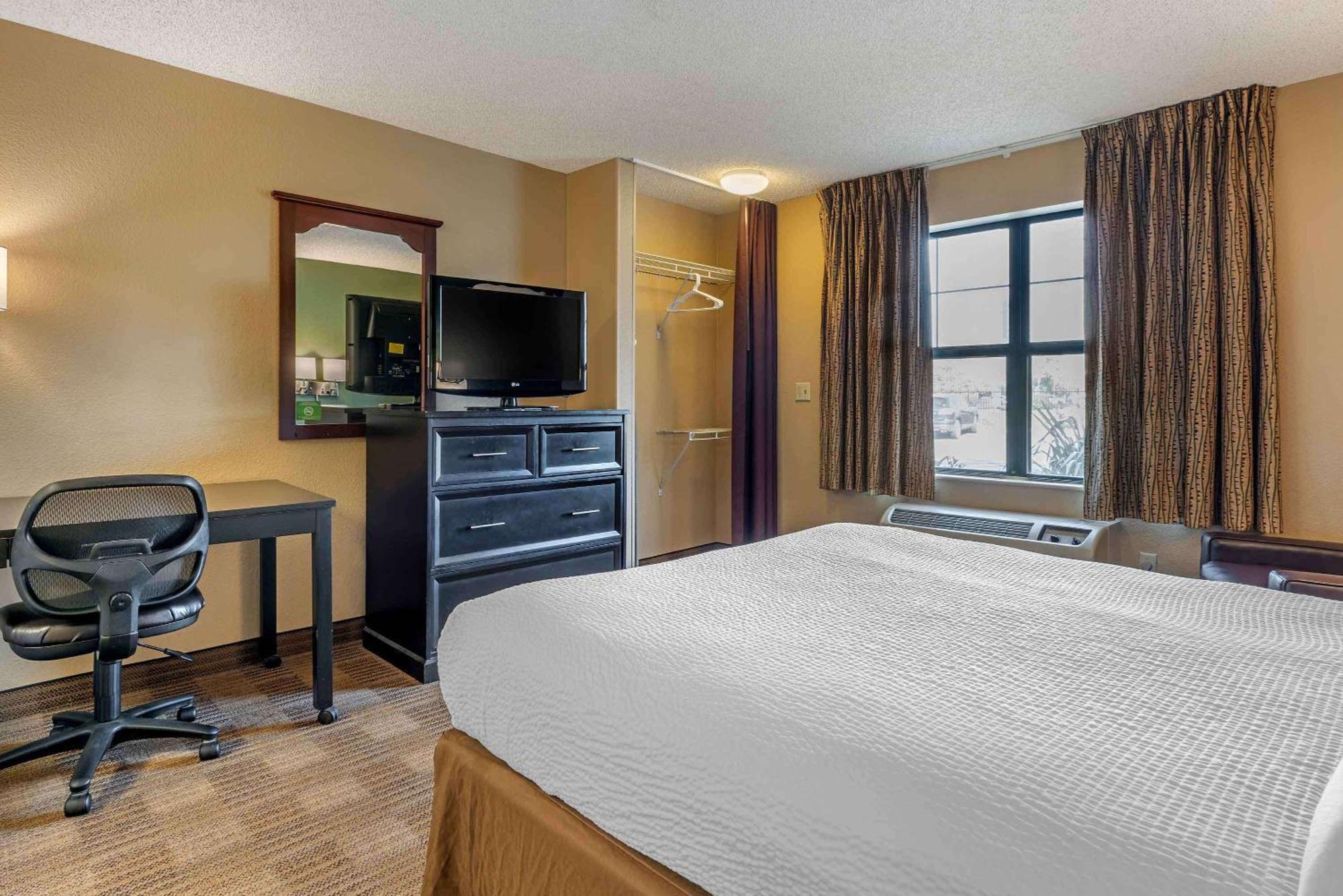 Extended America - Sacramento - Hotel 2*